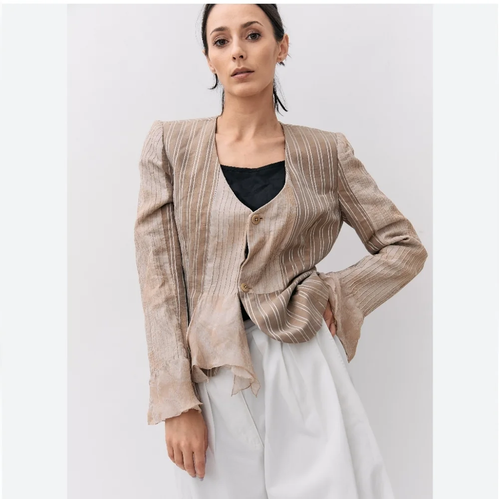 Armani Collezioni - Tan & White Pin Striped Linen & Silk Jacket Sz 14 - Picture 1 of 9